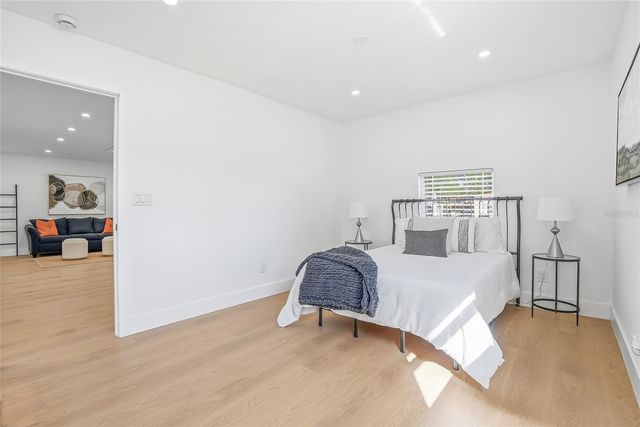 6529 S WEST SHORE CIRCLE, Tampa, FL 33616