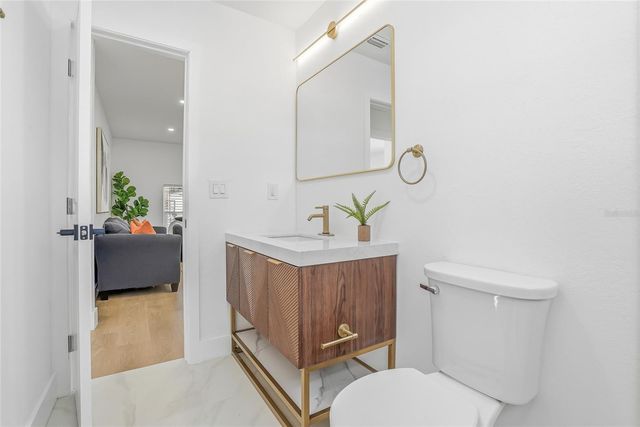 6529 S WEST SHORE CIRCLE, Tampa, FL 33616