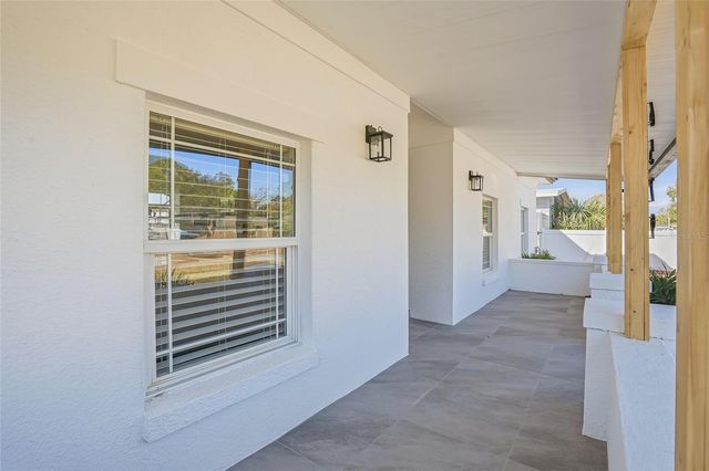 6529 S WEST SHORE CIRCLE, Tampa, FL 33616