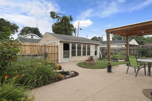 5426 32nd AVENUE, Kenosha, WI 53144