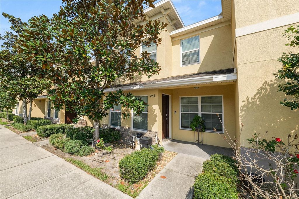 Image 1 of property listing at 5455 LIMESTONE LANE, Lakeland, FL 33809