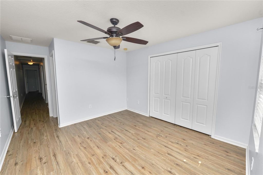 Image 10 of property listing at 5455 LIMESTONE LANE, Lakeland, FL 33809