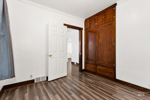 219 24th Ave S, Nampa, ID 83651