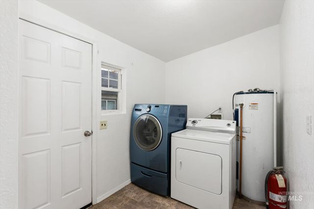 219 24th Ave S, Nampa, ID 83651