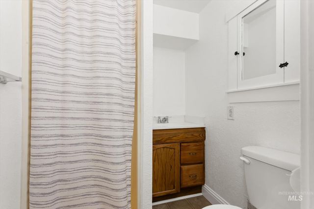 219 24th Ave S, Nampa, ID 83651