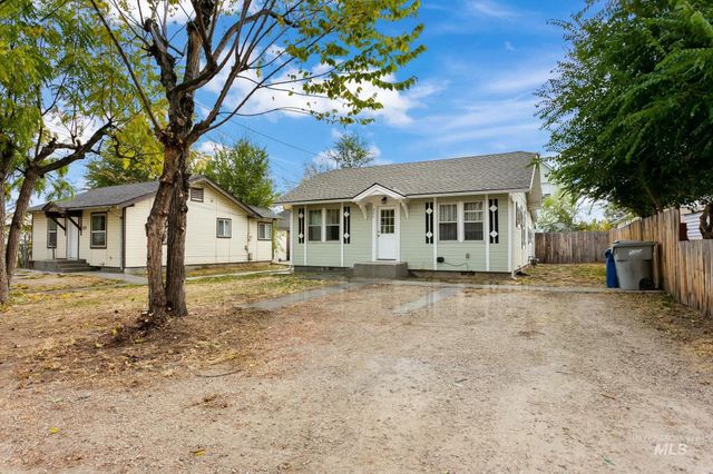 219 24th Ave S, Nampa, ID 83651