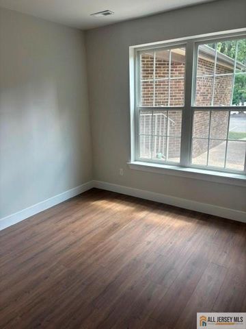 6221 Cedar Court 6221, South Brunswick, NJ 08852