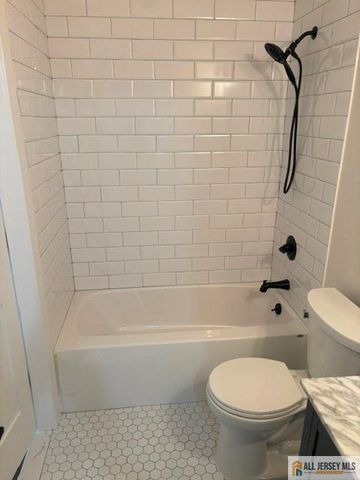 6221 Cedar Court 6221, South Brunswick, NJ 08852