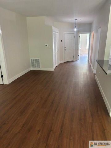 6221 Cedar Court 6221, South Brunswick, NJ 08852