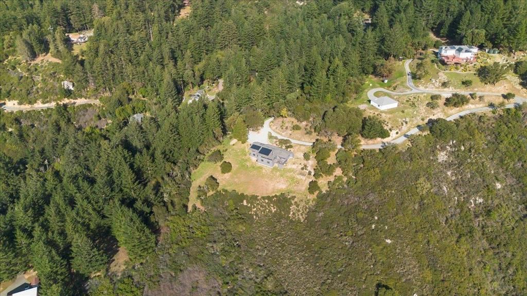 Image 43 of property listing at 12336 Indian Rock Way, Los Gatos, CA 95033