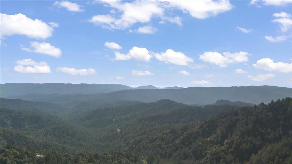 Image 48 of property listing at 12336 Indian Rock Way, Los Gatos, CA 95033