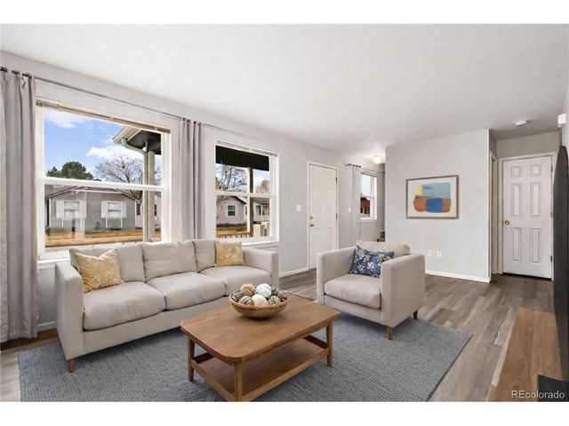 734 Blue Azurite Ave, Loveland, CO 80537