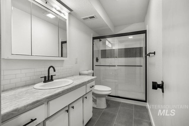 4105 N Liesel Place, Boise, ID 83704