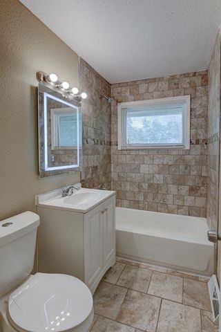 4629 Elmwood Avenue, Kansas City, MO 64130