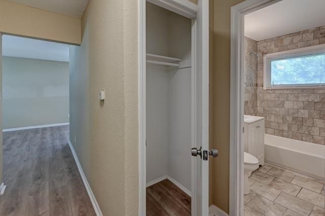 4629 Elmwood Avenue, Kansas City, MO 64130