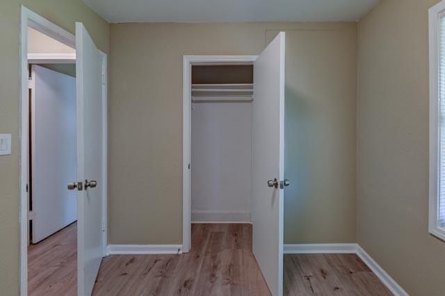 4629 Elmwood Avenue, Kansas City, MO 64130
