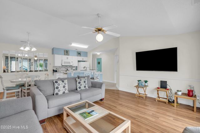 330 S Middleton Drive NW Unit 1208, Calabash, NC 28467