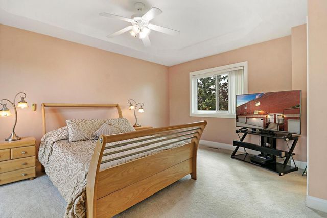 4549 N central Avenue 8, Chicago, IL 60630