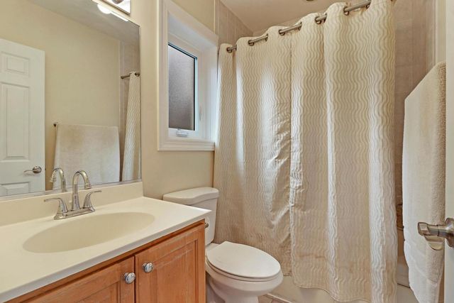 4549 N central Avenue 8, Chicago, IL 60630
