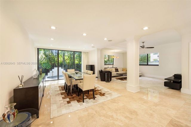 2301 Tigertail Ave, Coconut Grove, FL 33133