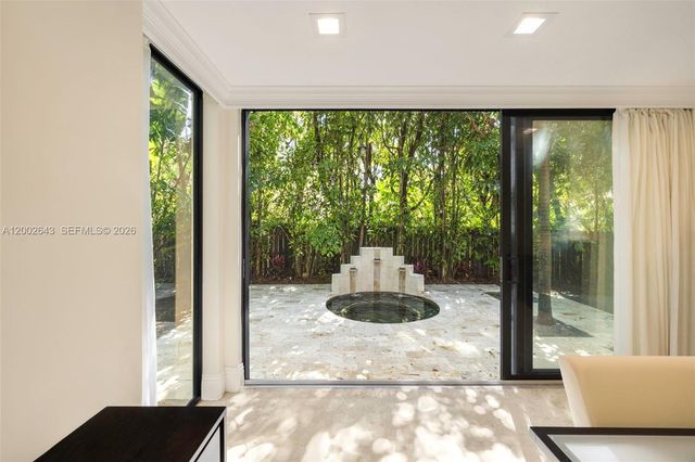 2301 Tigertail Ave, Coconut Grove, FL 33133