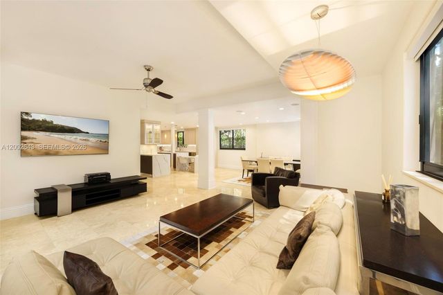 2301 Tigertail Ave, Coconut Grove, FL 33133