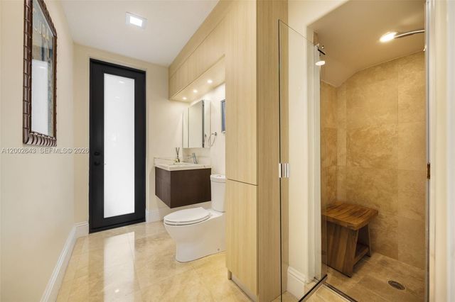 2301 Tigertail Ave, Coconut Grove, FL 33133