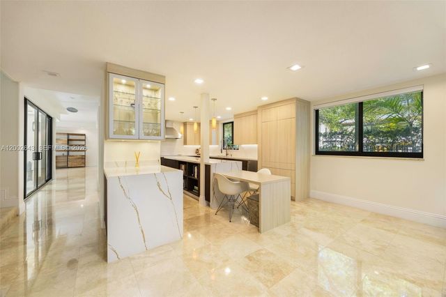 2301 Tigertail Ave, Coconut Grove, FL 33133