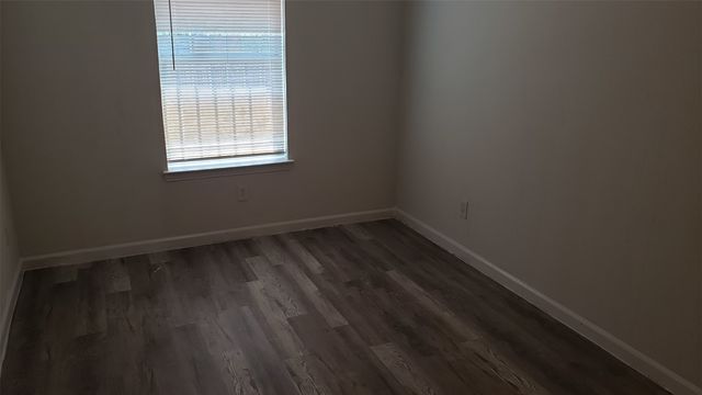 2111 R W Bivens Lane, Fort Worth, TX 76105