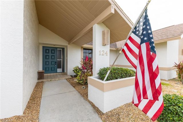 124 SE 39th TER, Cape Coral, FL 33904