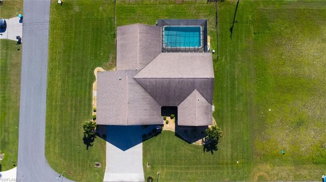 124 SE 39th TER, Cape Coral, FL 33904