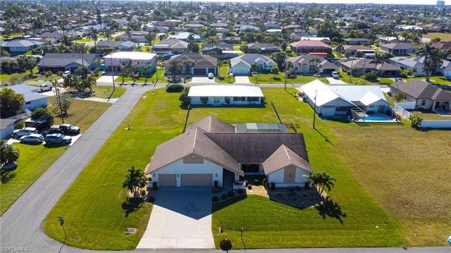 124 SE 39th TER, Cape Coral, FL 33904