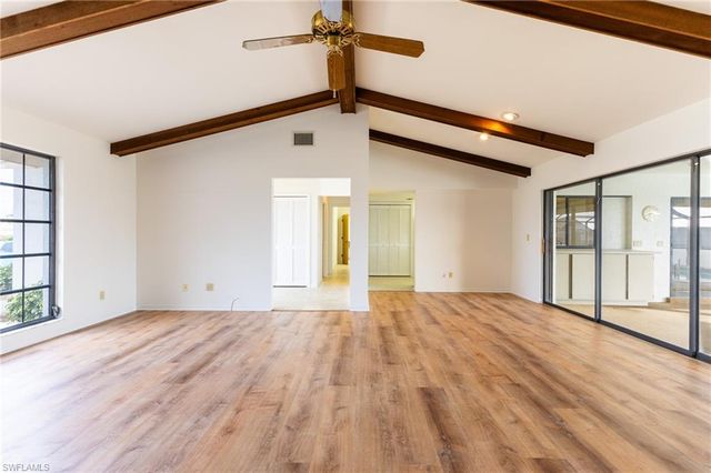 124 SE 39th TER, Cape Coral, FL 33904