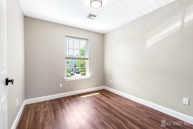 61 Lawrence Street, New Brunswick, NJ 08901