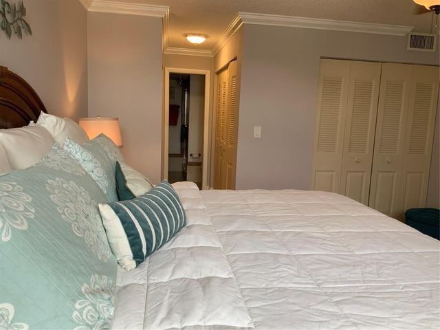 6022 Coral Lake Drive 210, Pompano Beach, FL 33063