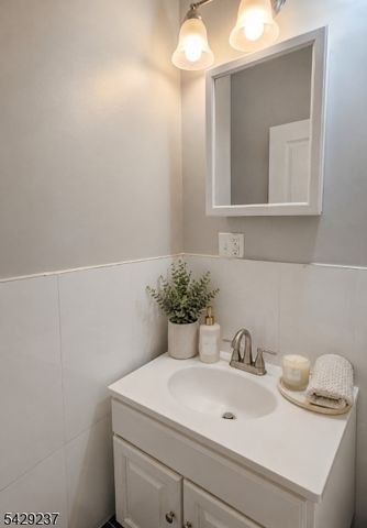 16 Boylan St, Newark City, NJ 07106