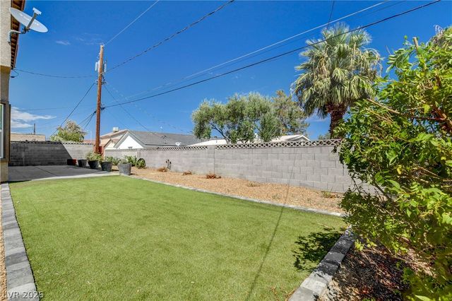 2313 Mariposa Avenue, Las Vegas, NV 89104