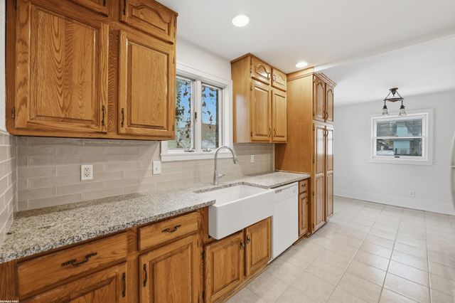 509 S Pleasant Street, Royal Oak, MI 48067