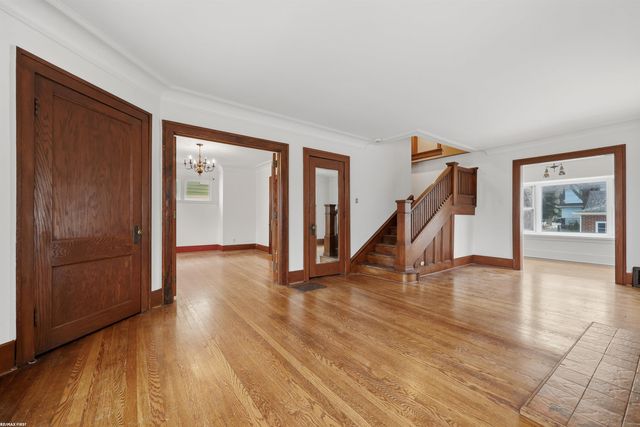 509 S Pleasant Street, Royal Oak, MI 48067