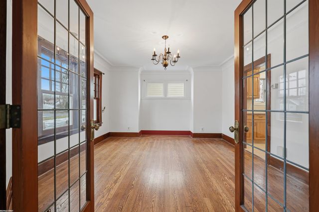 509 S Pleasant Street, Royal Oak, MI 48067