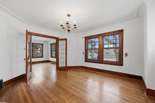 509 S Pleasant Street, Royal Oak, MI 48067