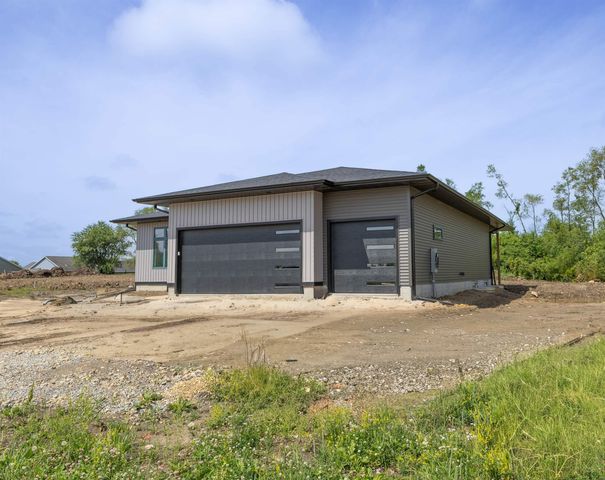 4713 Luke Street, Cedar Falls, IA 50613