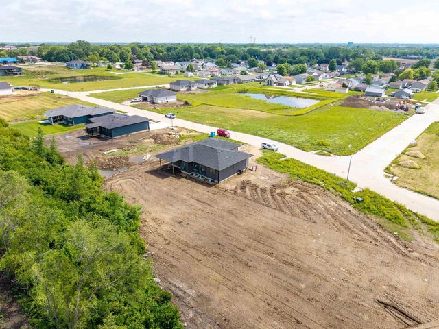 4713 Luke Street, Cedar Falls, IA 50613