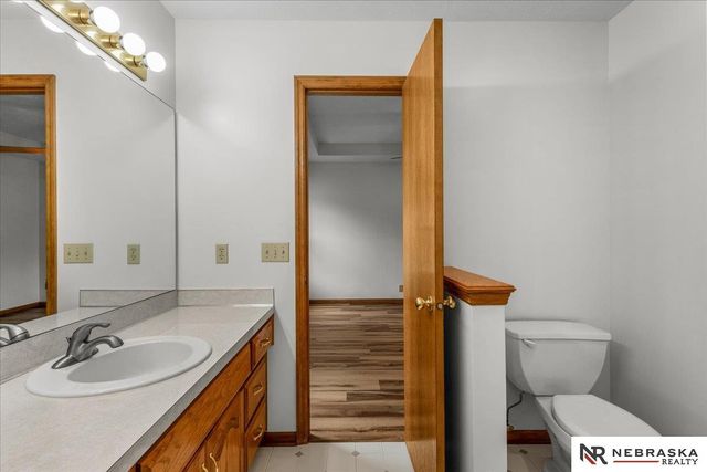 5429 S 56th Street, Omaha, NE 68117