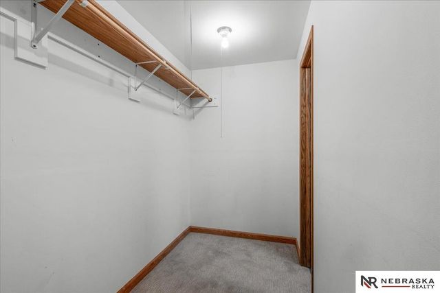 5429 S 56th Street, Omaha, NE 68117