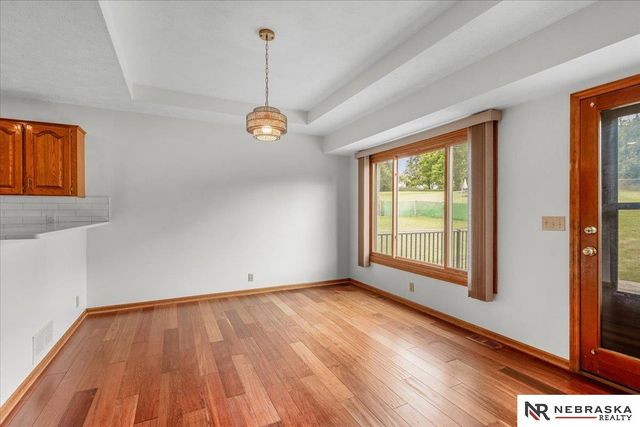 5429 S 56th Street, Omaha, NE 68117
