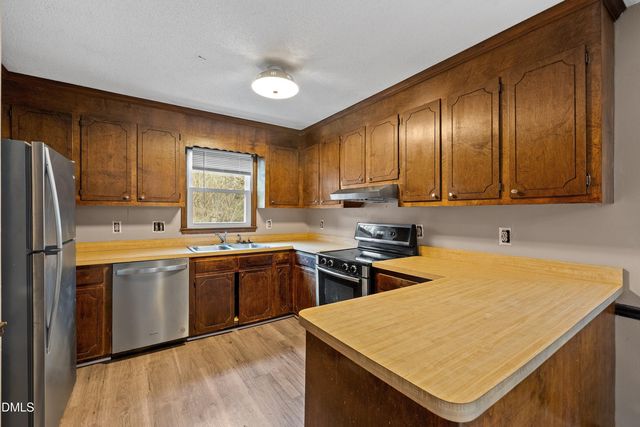 2605 Valley Woods Court, Raleigh, NC 27613