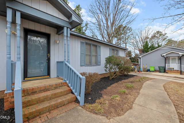 2605 Valley Woods Court, Raleigh, NC 27613
