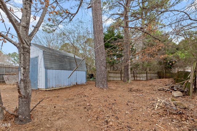 2605 Valley Woods Court, Raleigh, NC 27613