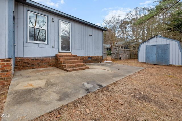 2605 Valley Woods Court, Raleigh, NC 27613